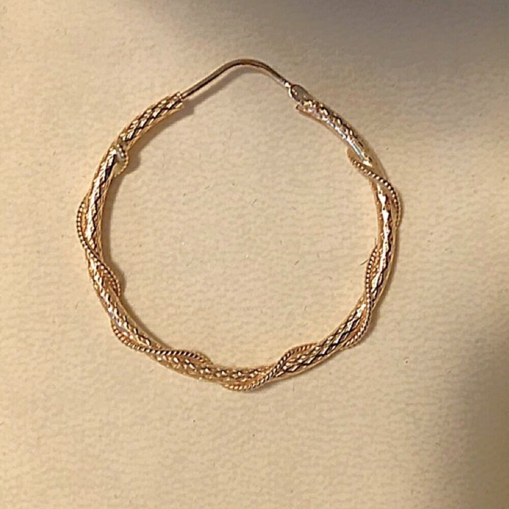 Italian Hoop Earrings, 18K Yellow Gold - Picture 6 of 14